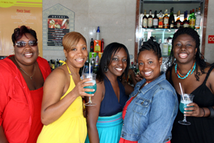 Girls Pool bar 