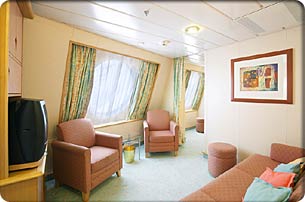 Family Oceanview Stateroom Image