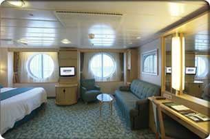 Family Oceanview Stateroom Image