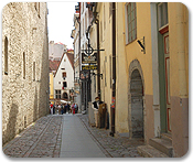 Countryside Cycling & Old Town Walking