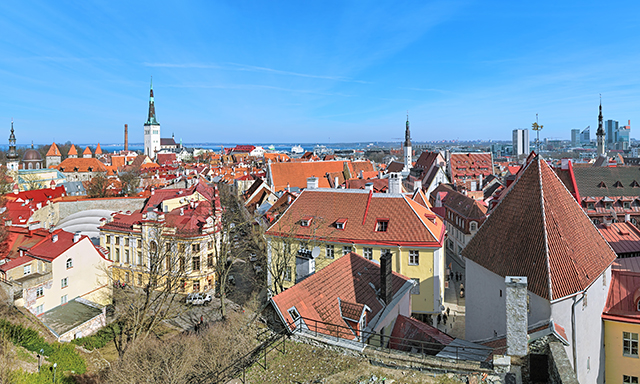 Tallinn - City of Contrasts 